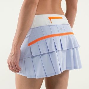 Lululemon 8 Tall Pace Setter Cool Breeze skirt